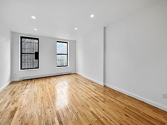 4th image of 312 W 116th St APT 2B