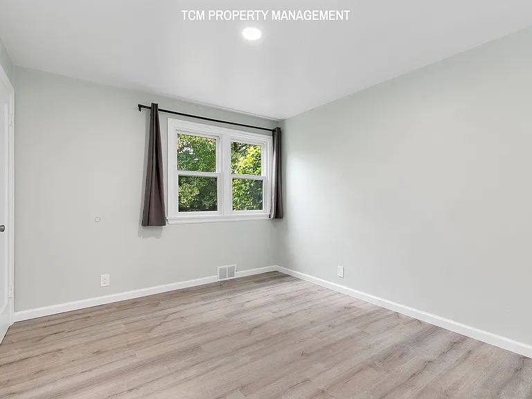 7200 28th Ave NE — Photo 14