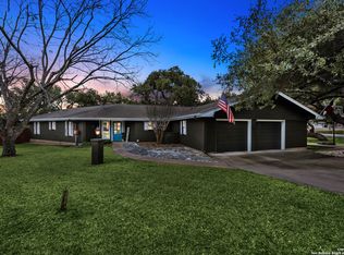 211 Elm Lodge Dr, Kingsland, TX 78639