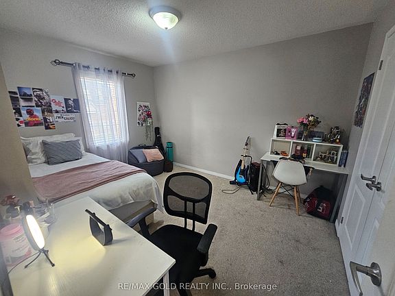 5th image of 2148 Fiddlers Way