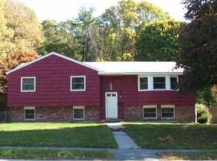 9 Apple Hill Rd, Peabody, MA 01960