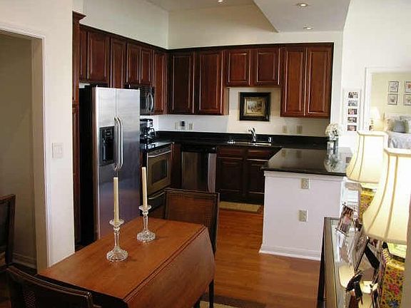 4th image of 3225 Turtle Creek Blvd #1119