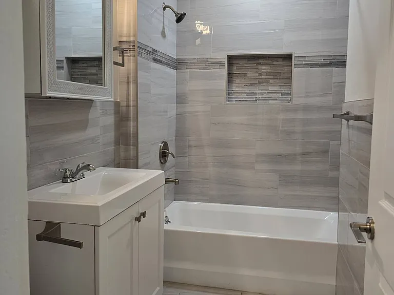 235 Washington Ave #5 — Photo 14