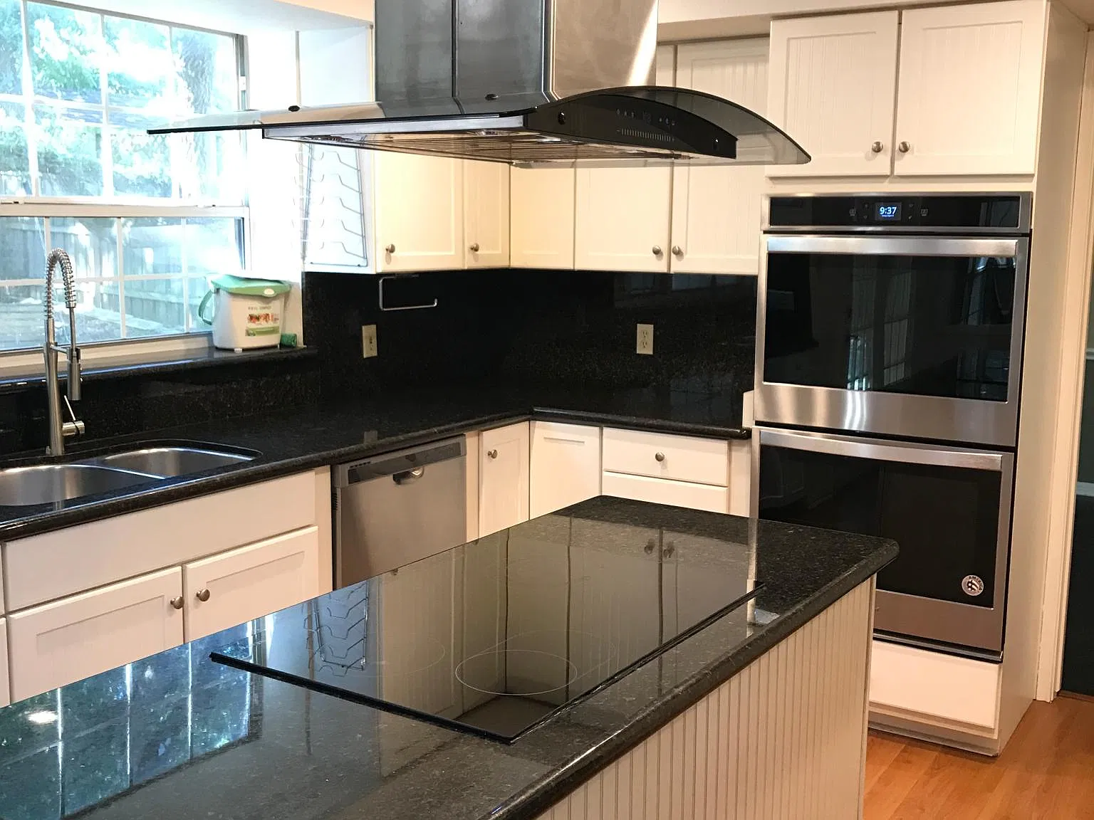 6501 Walebridge Ln — Photo 2