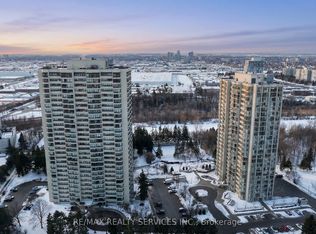 8 Lisa St #203, Brampton, ON L6T 4S6