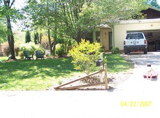 21225 Pine Ridge Dr, Cornelius, NC 28031