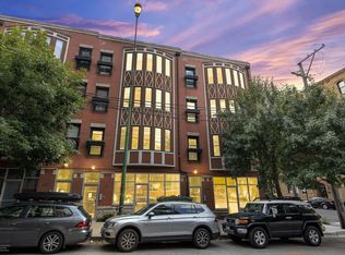 823 W Superior St UNIT 4, Chicago, IL 60642