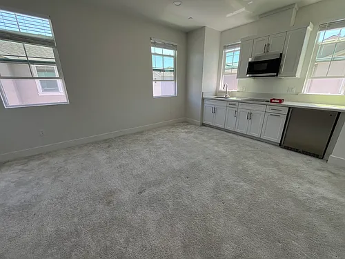 2674 Guldman St #2676 Photo 1