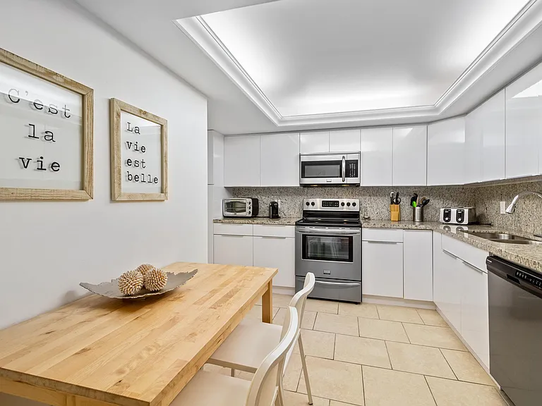 5000 N Ocean Blvd #208 — Photo 7