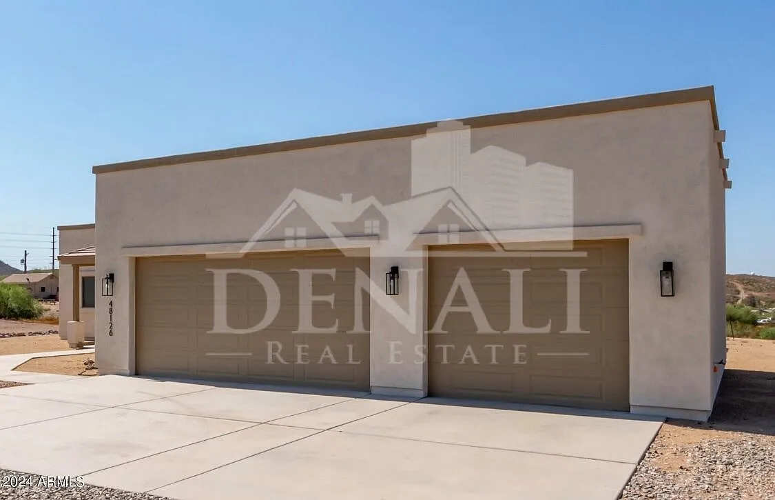 3 bed, 2.0 bath, 1881 sqft, $3,000 — Photo 2