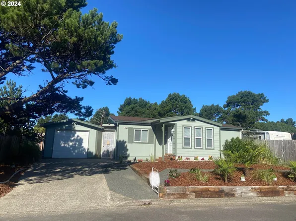 1791 N Siano Loop, Florence, OR 97439