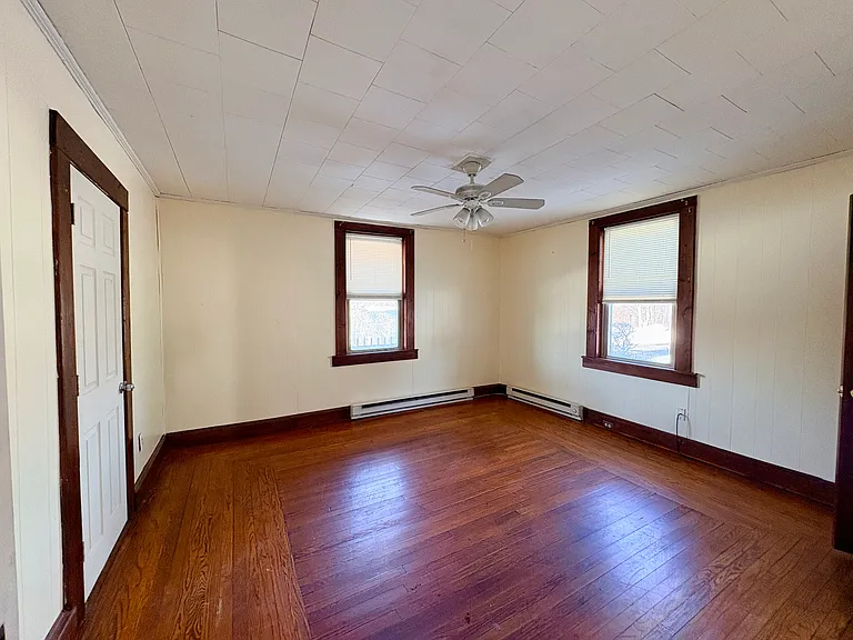 22 Canal St #1L — Photo 4