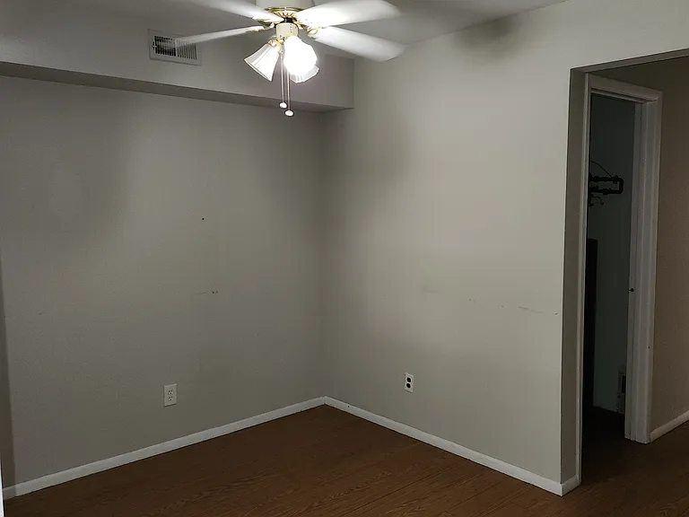 392A Delancey Pl #A — Photo 4