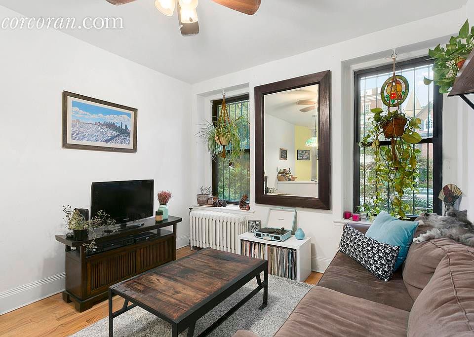 1st image of 300 8th Ave APT 1E