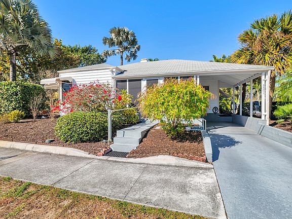 2nd image of 2401 Ridgeway Avenue