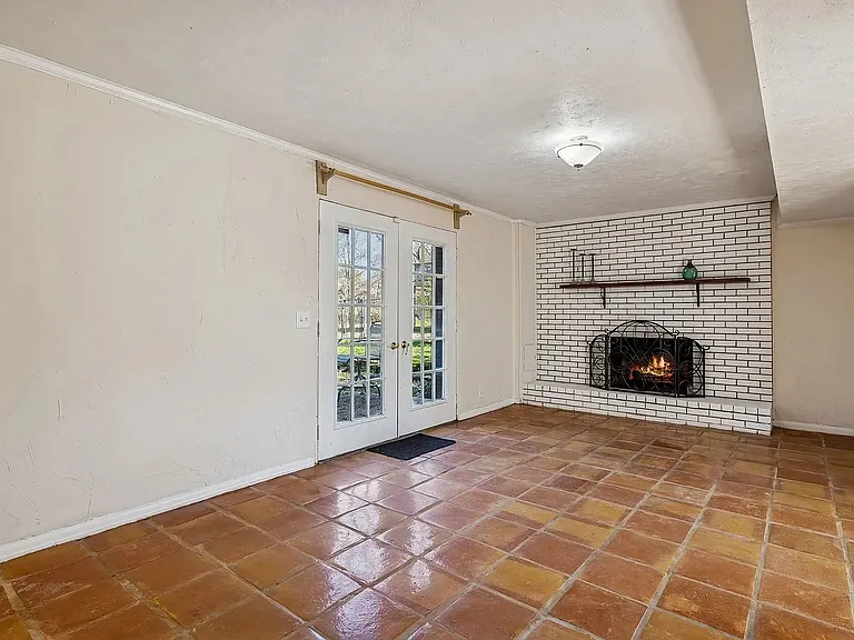 7424 George Gaines Rd — Photo 17
