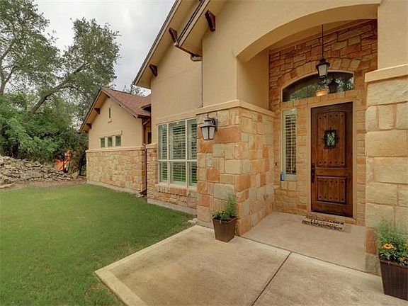 3rd image of 1904 Brushy Bend Dr