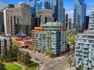 205 NE Riverfront Ave SW #606, Calgary, AB T2P5K4
