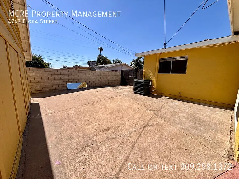 4747 Flora St — Photo 22