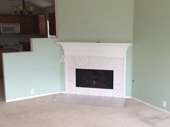 4th image of 1406 Gilday Dr