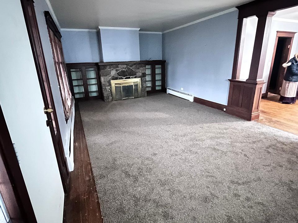 1st image of 248 Berkshire Ave Floor 1