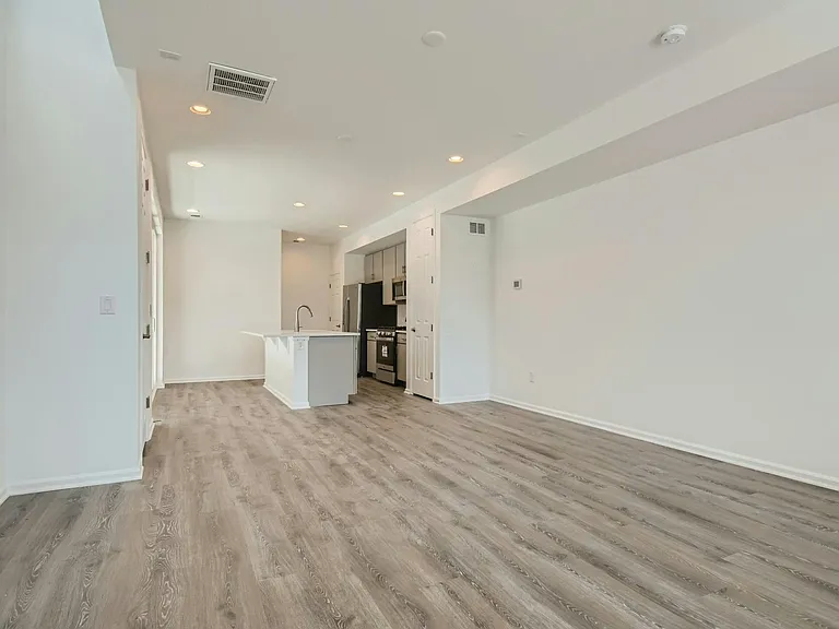 9671 Truckee St — Photo 11