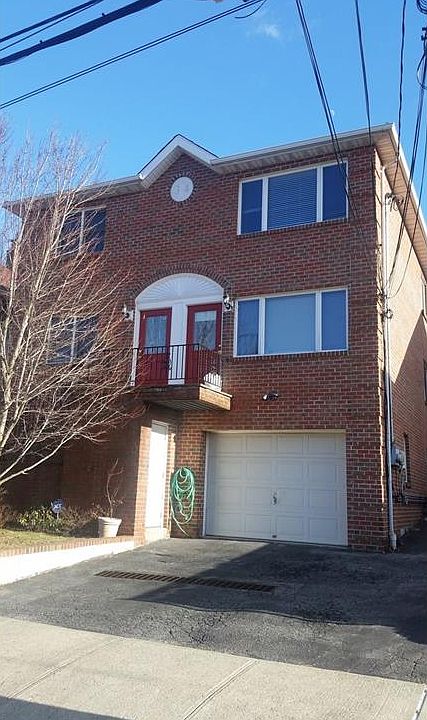 1st image of 34 Cypress St