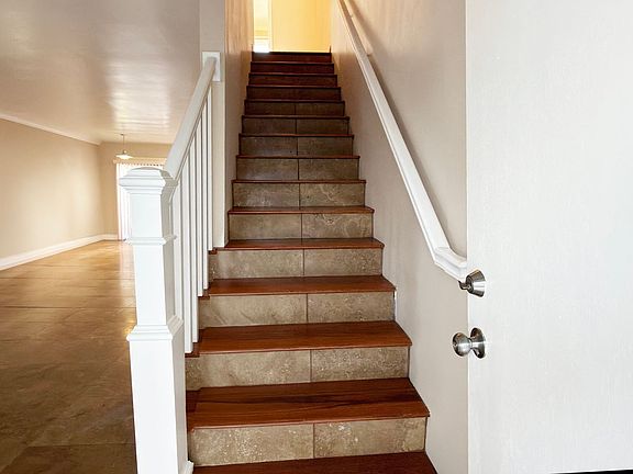 5th image of 260 E 25th St APT C