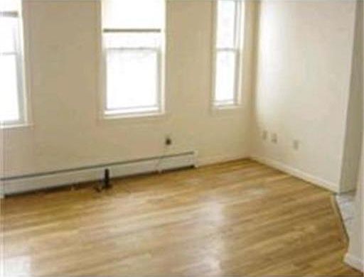 2nd image of 36 Vale St #2