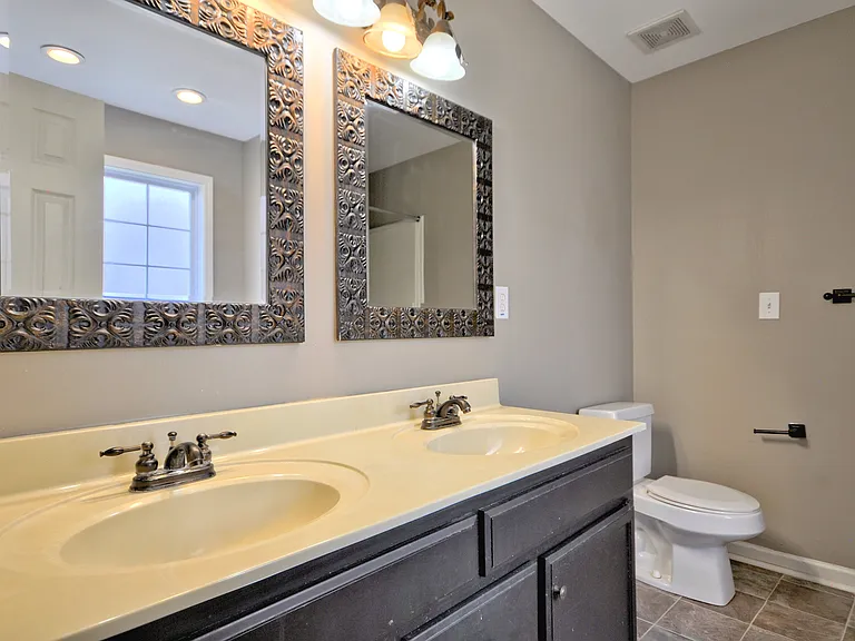 3291 S Senseney Cir — Photo 21