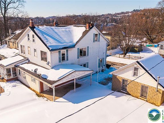 4th image of this home
