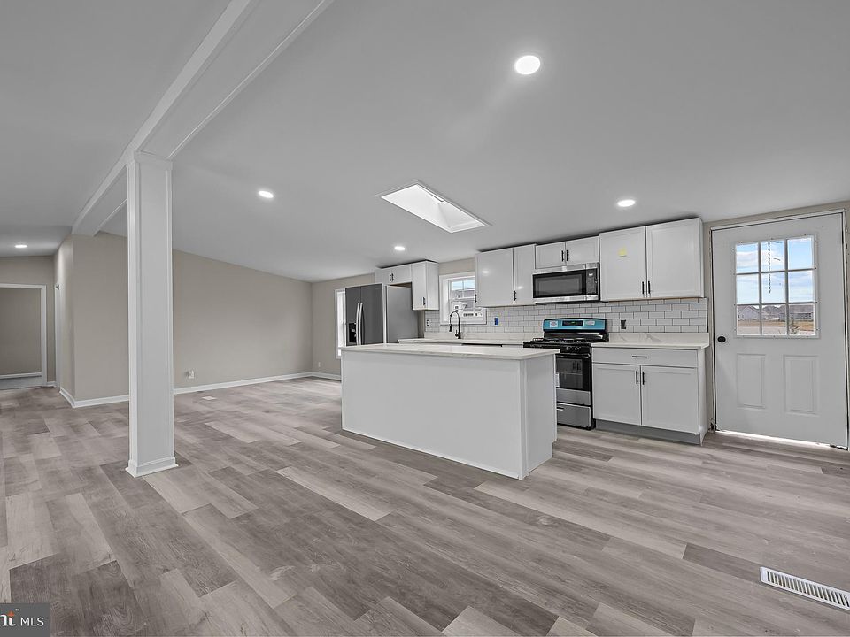 1st image of 26551 River Breeze Dr