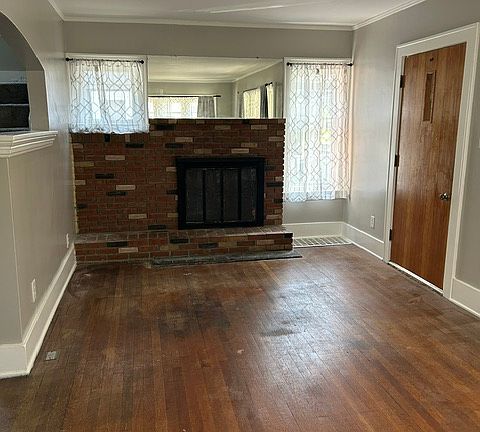 2nd image of 1719 8th St