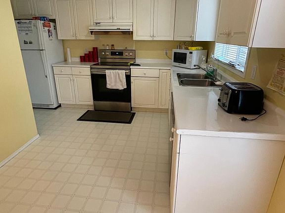2nd image of 11105 9th Ave NW #6