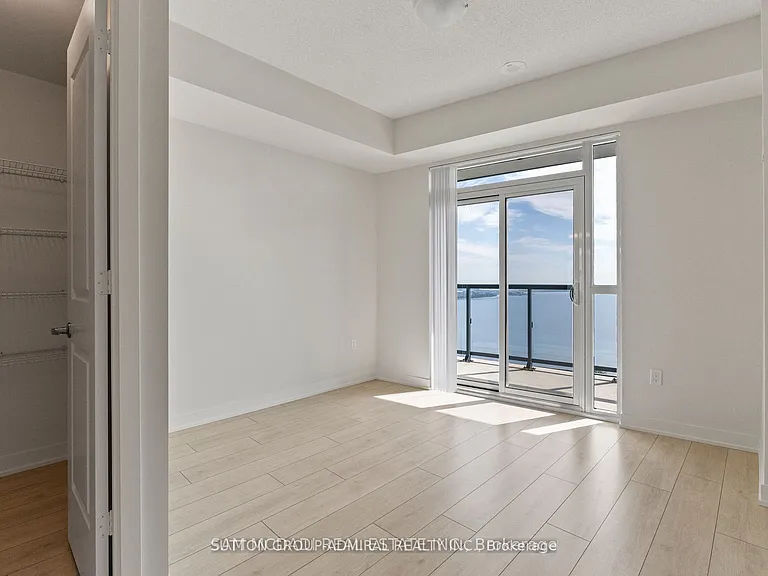 38 Annie Craig Dr #4305 — Photo 17