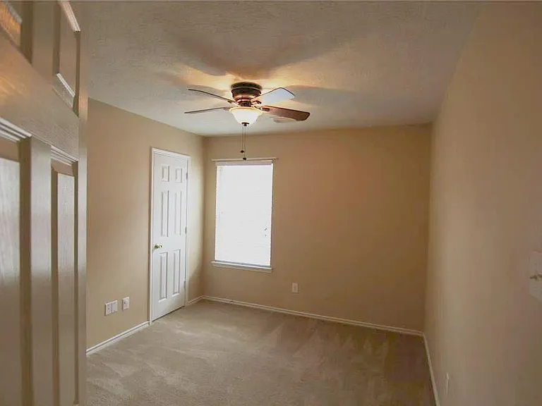 12259 Noco Dr — Photo 25