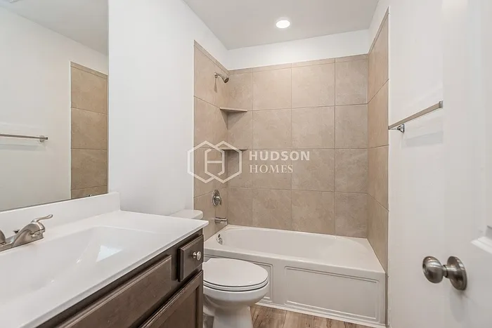 5104 Twin Summit Dr — Photo 13