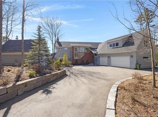 57 Maliseet Dr, Rothesay, NB E2E2G1
