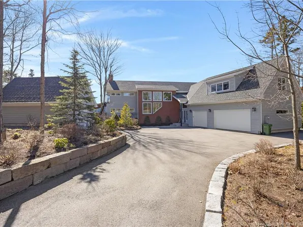 57 Maliseet Dr, Rothesay, NB E2E 2G1
