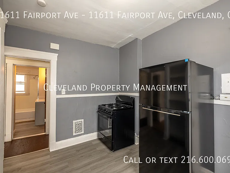 11611 Fairport Ave #11611 FAIRPORT AVE — Photo 18