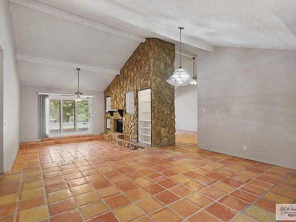 2nd image of 119 Pizarro Ave
