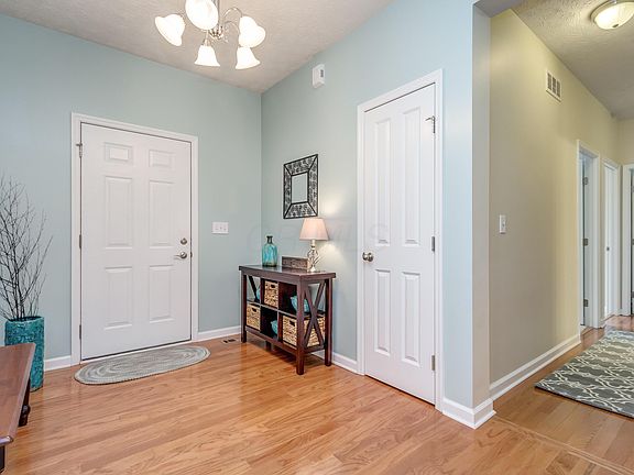 3rd image of 364 Ephraim Munsell Ct N