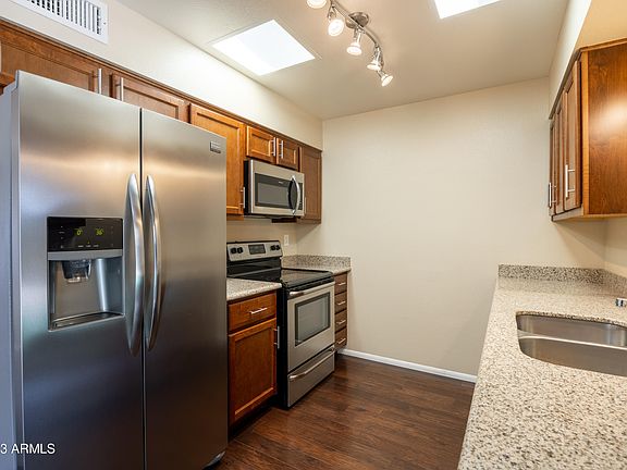 3rd image of 13621 N DEL WEBB Boulevard