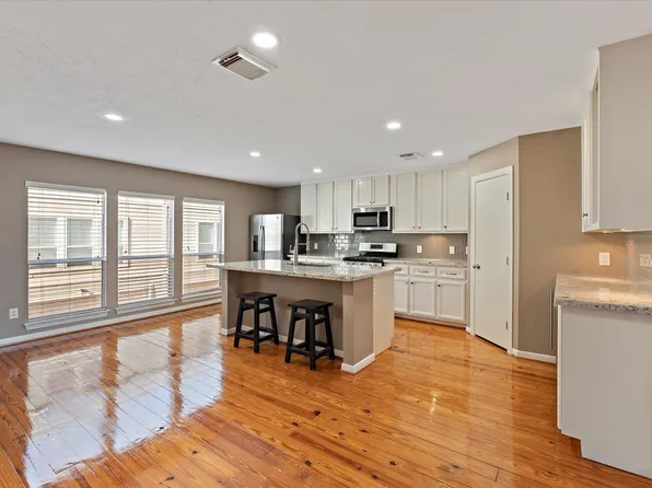 2922 Crawford St, Houston, TX 77004