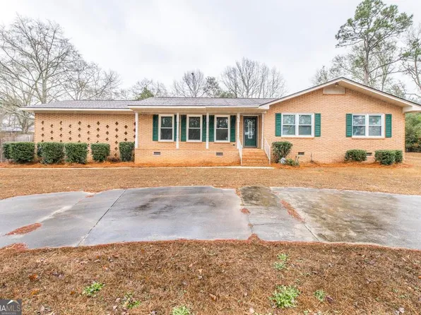 411 Pine St, Dublin, GA 31021