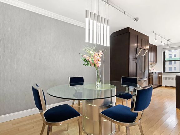 5th image of 301 E 69th St APT 12E