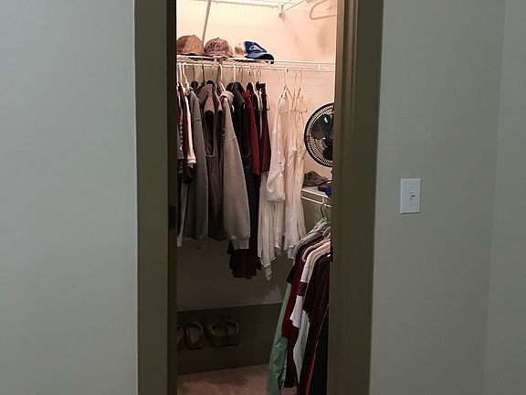 5th image of 109 Creekside Cv