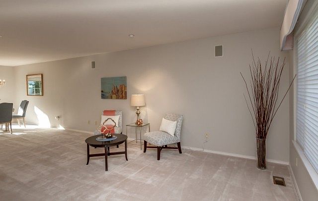 1st image of 1811 F St SE APT 10