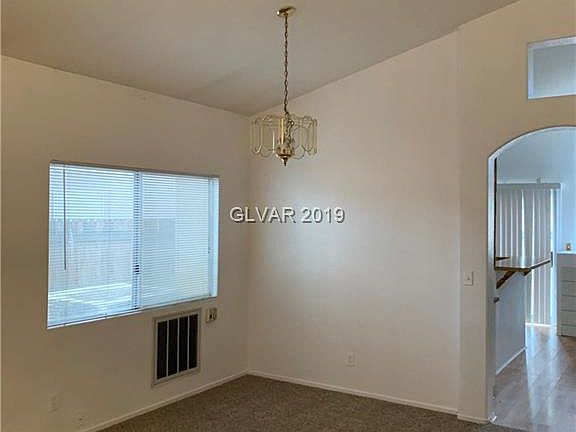 5th image of 4324 Laurel Hill Dr