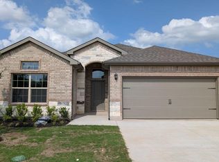 1017 Traction Trl, Cleburne, TX 76031